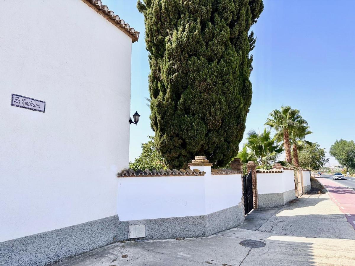 Encantador Cortijo La Emiliana A 5 Minutos Del Centro Churriana de la Vega Exterior foto